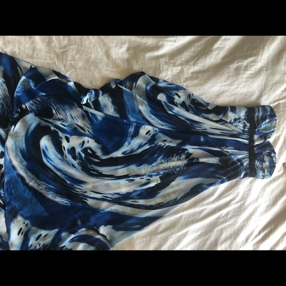 BCBG MAXAZARIA BLUE GOWN SIZE 4 - Picture 8 of 8